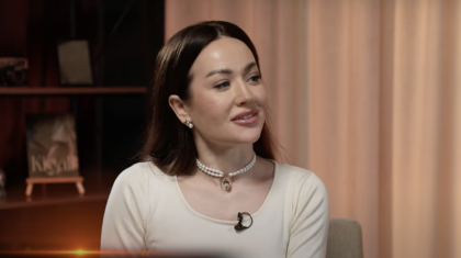 «Мама, кетейікші» деді»: Сейфуллин Жолбарыстың бұрынғы әйелі отбасылық құпиясын жайып салды (ВИДЕО)