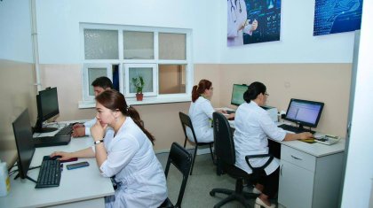 Жаңа жүйе: медицина мамандарының біліктілігін бағалау қаншалықты тиімді?