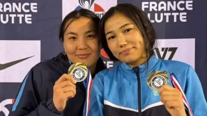 Қазақстандық балуандар Франциядағы турнирде топ жарды