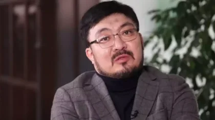 «Емдеуге мемлекеттің дәрмені жетпеді»: Тоқтар Серіков марқұм інісін еске алып, әсерлі жазба жариялады