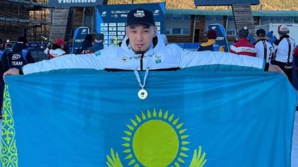 Ербол Хамитов пара биатлоннан әлем кубогының күміс жүлдегері атанды