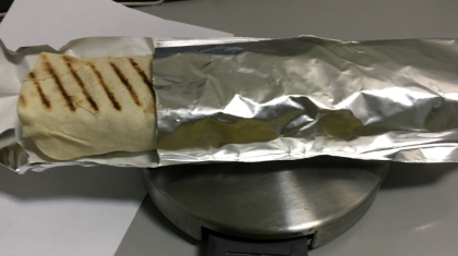 Ақтауда тегін дөнерге таласқандар бір-бірін таптап кете жаздаған (ВИДЕО)