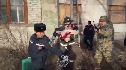 «Жылаған дауысы естілді:» Семейде 7 жастағы қыз өртенген үй ішінде қалып қойған (ВИДЕО)