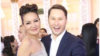 «Әйелдер еркексіз дені дұрыс адам болмайды»: Азамат Сатыбалдының жарының пікірі көптің ашуын туғызды (ВИДЕО)