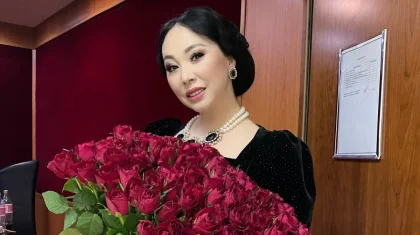 «Адамды күттіру – үлкен мәдениетсіздік»: Қарақат Әбілдина туған күніне келмегендерге ренжіді (ВИДЕО)
