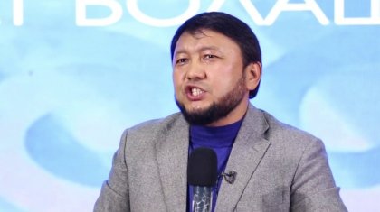 «Көрінген адаммен жататын арзан ұрығым жоқ»: Мұхамеджан Тазабек тектілік туралы айтты (ВИДЕО)