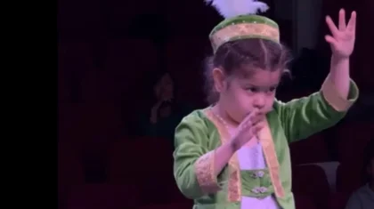 «Кәсіби мамандардан кем емес»: Қазақстандағы ең кішкентай дирижер Атырауда тұрады (ВИДЕО)