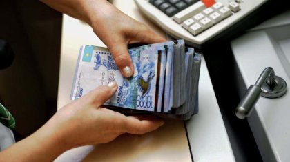 Шығыс Қазақстанда келіні енесінің атынан 2,5 миллион теңге несие алған