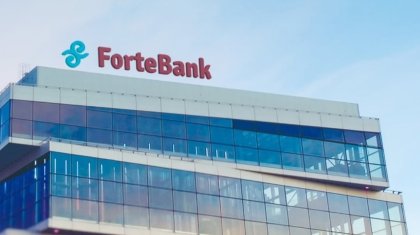 Наразылық пен күмән: ForteBank клиенттерінің шоттағы ақшасы неге себепсіз жоғалып жатыр