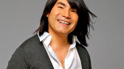 «Барлық әнін халқына арнады»: Бүгін әйгілі әнші Батырхан Шүкеновтың туған күні (ВИДЕО)