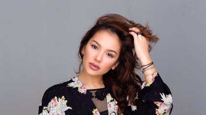 Ұшақтан ауруханаға: Мақпал Исабекова оқыс оқиғаға тап болды (ВИДЕО)