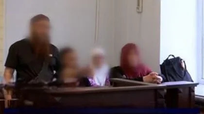 «Білмей қалдым»: Қарағандыда 38 жастағы ер адам 15 жастағы қызды әйелдікке алған