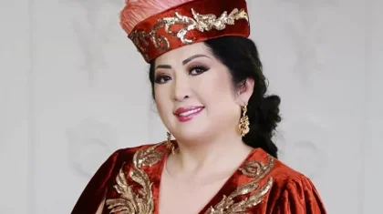 Әнші Мақпал Жүнісова зейнетке шықты