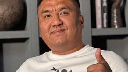 «Таза актер екенсің ғой»: Басы даудан арылмаған зілтемірші Алмас Өтешов киноға түсті (ВИДЕО)