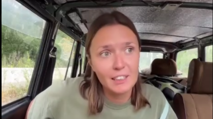 Қазақстандық полицейлер шетелдік туристерден ақша сұраған (ВИДЕО)