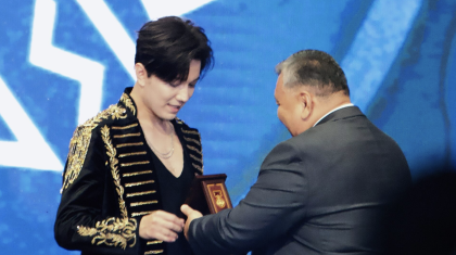 Димаш Құдайберген тағы бір елдің халық әртісі атанды