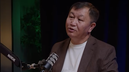 «Ресейдің Украинаға қарсы агрессиясының әсері»: Шолушы әлемдік жұлдыздардың елімізге келгіштеуі туралы (ВИДЕО)