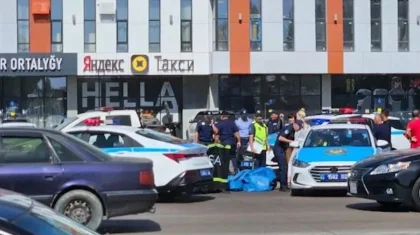 Алматыда мопед мінген әйел бетон араластырғыш көлікпен соқтығысып қаза тапты