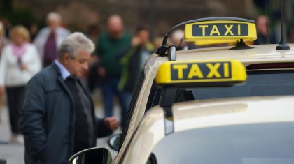 Алматыда такси жүргізушісі 18 жастағы қызды ұрлап әкетіп, зорлаған