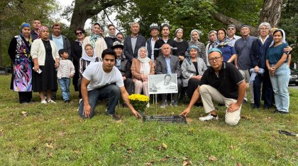 Мұхтар Мағауиннің қабіріне туған жердің топырағы мен жусаны қойылды (ВИДЕО)