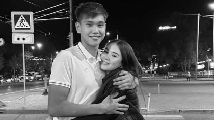 «Нөмірі біріншісің»: Смақовтың қызы сүйіктісі Шерхан Қалмұрзаға қолдау көрсетті