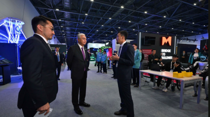 Мемлекет басшысы цифрлық шешімдер көрмесіне барды