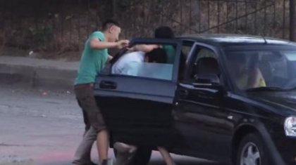 «Қыздың рұқсатынсыз күйеуге берген — қылмыскер»: тағы бір қызды алып қашқан видео тарады