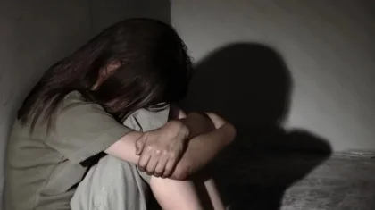 Түркістан облысында 15 жастағы қыз 71 жастағы туыс атасынан жүкті болып қалған