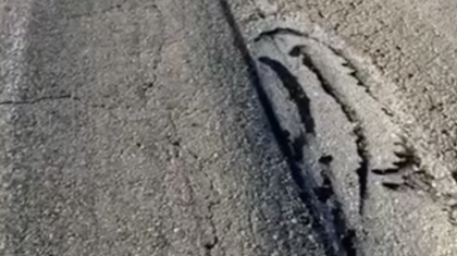 Ақтөбенің шұрық-тесік жолы жүргізушілердің жүйкесін тоздырған