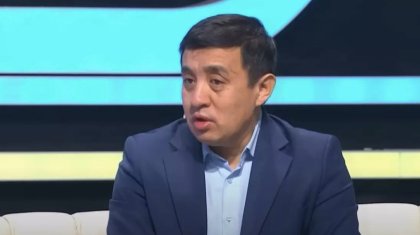 «Анасының құрсағына бала бітті»: Ақын Серікзат Дүйсенғазы өміріндегі таңғажайып оқиғасымен бөлісті