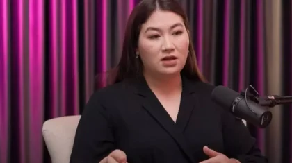 «Курорттан келген жоқ»: Танымал актриса босанған әйелдің үйіне қонаққа баратын адамдарды қатаң сынға алды