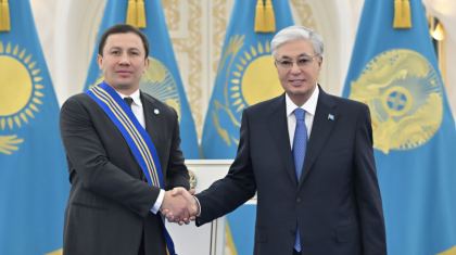 Президент Геннадий Головкинді І дәрежелі «Барыс» орденімен марапаттады (ВИДЕО)