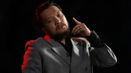 «Шөжетайым, қош келдің»: Актер Нышанбек Жұбанаев сүйінші жаңалығымен бөлісті (ВИДЕО)