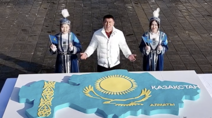 Салмағы 100 келі: Қазақстан картасы үлгісіндегі торт елді таңқалдырды (ВИДЕО)