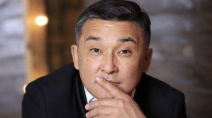 «Құлағымды Ғани Құлжанов тескен»: Актер Алмат Сақатов ешкімге айтпаған құпиясымен бөлісті (ВИДЕО)