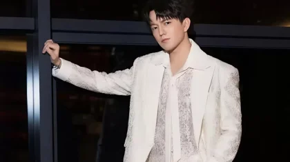 «Үйленетінімді айттым»: Димаш Құдайберген командасындасындағы жігітті таң қалдырды (ВИДЕО)