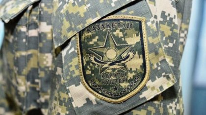 Ақтөбеде алаяқтық жасап, пара берген әскери қызметкерлер сотталды