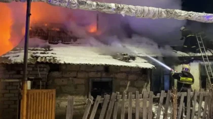 Екібастұзда өртенген тұрғын үйден 41 жастағы ер адамның денесі табылды (ВИДЕО)