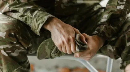 Алматыда жаттығу кезінде сарбаз өз аяғына оқ атып жіберген