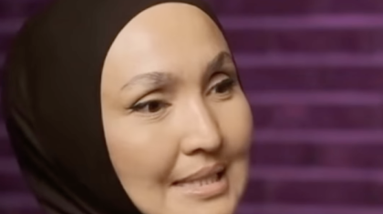 «Адамдардың бәрінде аутизм белгілері бар»: психологтың пікірі жұртты шошытты (ВИДЕО)