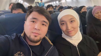 «Әйелімді анам таңдап берді»: Елдос Сметов қалай үйленгенін ашық айтты (ВИДЕО)