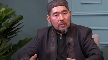 Келінім мен қарт анам бар: Балғынбек Имашев 7 баласымен қаңғып далада қалды (ВИДЕО)