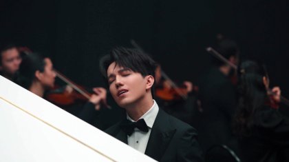 «Махаббатымды ән арқылы жеткізгім келеді»: Димаш Құдайберген сүйінші жаңалығын бөлісті (ВИДЕО)