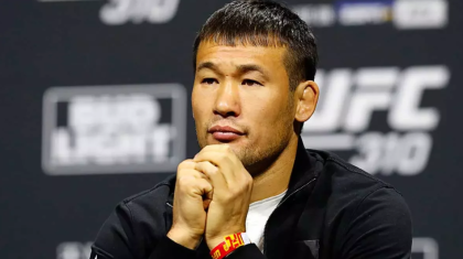 «Мүлде жаттыға алмайды»: Шавкат Рахмонов жанкүйерлерін алаңдатып қойды