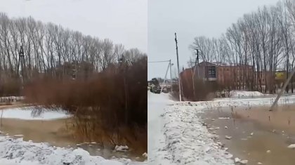 Зерендіде кәріз суы көлге айналды: Халық сасық иістен көз ашпай отыр