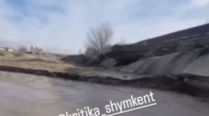 Шымкентте дамбаны су шайып жатыр: Халық су астында қаламыз ба деп алаңдаулы