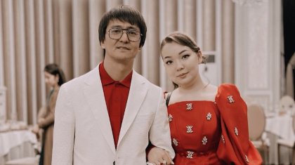 «Шалдар құсамай қойшы деді»: Еркін Нұржанов 14 жас кіші әйелінен сөз естігенін айтты (ВИДЕО)