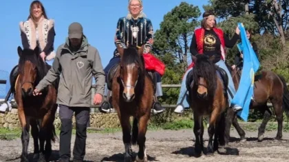 Димаштың туған күніне Испаниядағы жанкүйерлері қазақи бейнебаян түсіріп жатыр