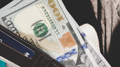 Әлемдегі тұрақсыздық бүгінгі доллар бағамына қалай әсер етті?