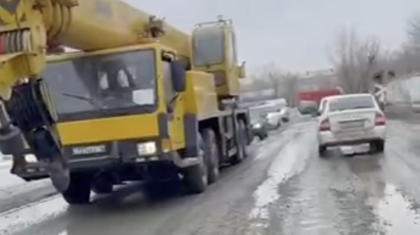 Семейде сорақы жол шаршатты: әкімдіктің құр уәдесінен халық әлі азап шегіп жүр